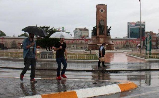 İstanbul'da Yağmur Etkili Oluyor