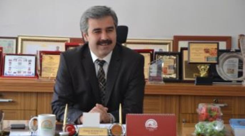 Son G&uuml;nlerde Yağan Yağmurlar &Ccedil;ift&ccedil;inin Y&uuml;z&uuml;n&uuml; G&uuml;ld&uuml;rd&uuml;