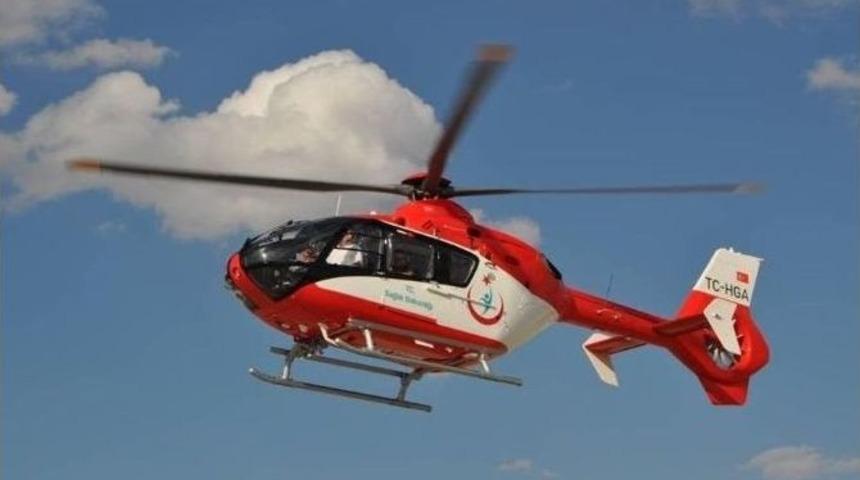 Trabzon&rsquo;da Helikopter Ambulans 1 G&uuml;nde 7 Hastayı Kurtarmak İ&ccedil;in Havalandı