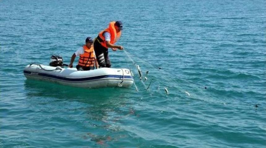 İnci Kefalının Bek&ccedil;ileri