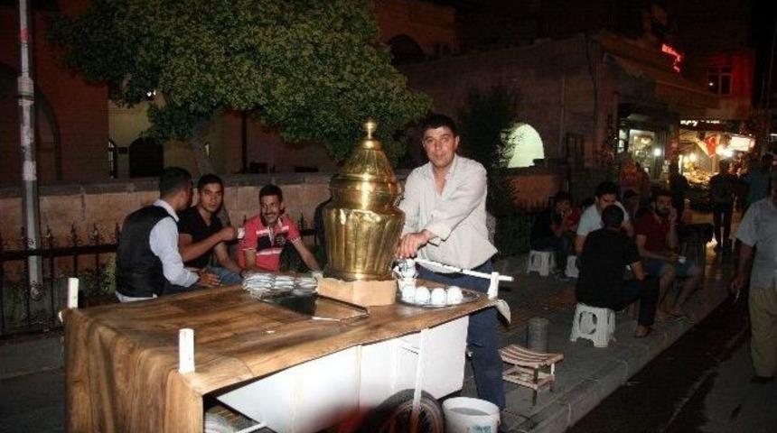 İftar Sonrası Salep Yoğun İlgi G&ouml;r&uuml;yor