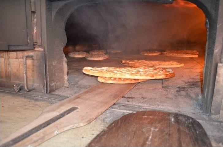Ramazan Pidesi Fırıncıların Yüzünü Güldürdü G4