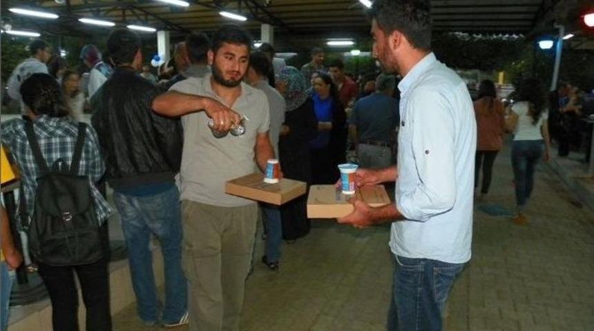 İlk İftar Yemeği Başkan Işık&rsquo;tan