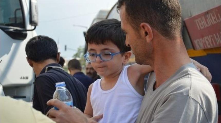 Bursa&rsquo;da Kimyasal Madde Y&uuml;kl&uuml; Tır Dehşet Sa&ccedil;tı