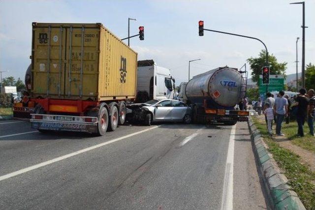 Bursa’da Kimyasal Madde Yüklü Tır Dehşet Saçtı