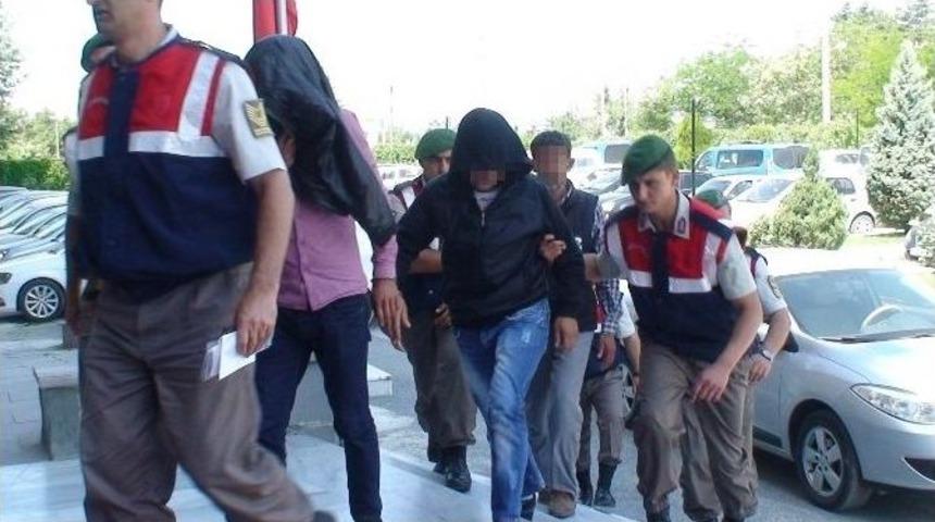 Konya&rsquo;da Uyuşturucu Operasyonunda D&ouml;rt Kişi Tutuklandı