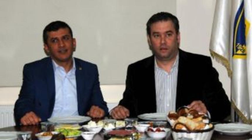 Bucaspor'dan Piriştina'ya Yaylım Ateşi