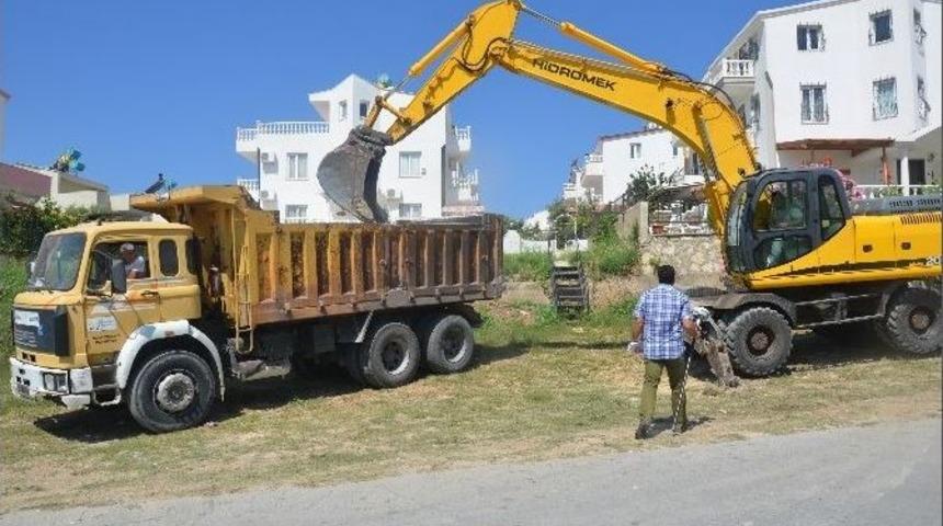 Kuşadası&rsquo;nda Asfalt &Ccedil;alışmaları Başladı
