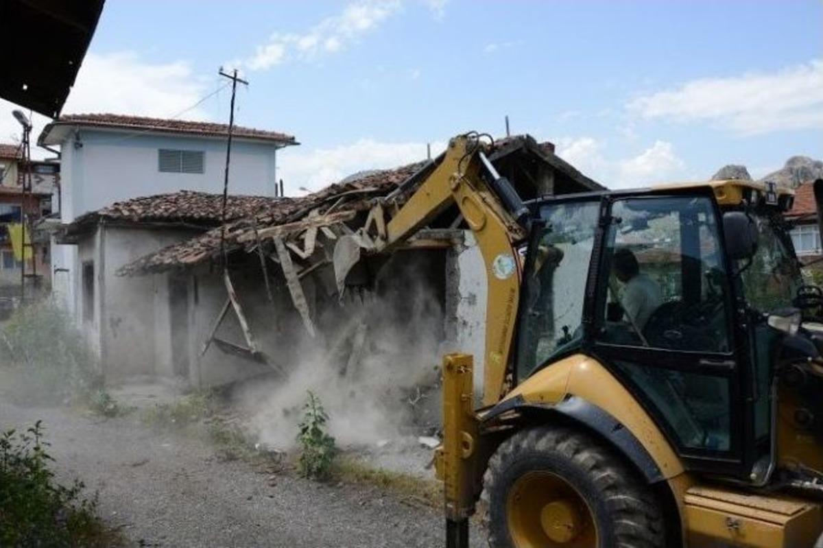 Tokat Belediyesi&rsquo;nden Mahalle Operasyonu