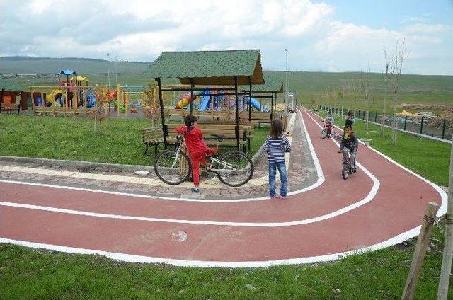 İller Bankası Sarıkamış’a Park Yaptı