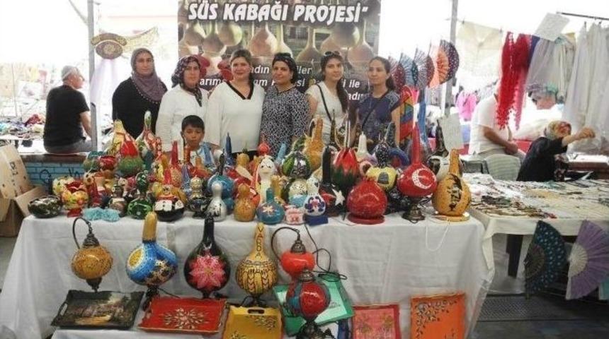 Su Kabakları S&uuml;s Eşyası Oldu