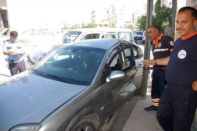 Adıyaman’da Trafik Kazası: 2 Yaralı