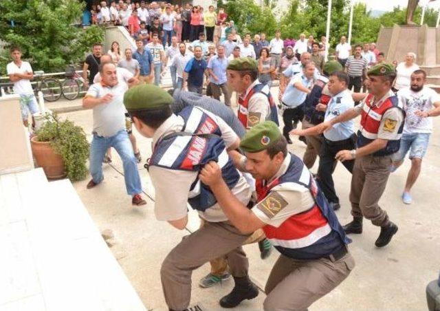 Cansu Kaya Cinayeti Ş&uuml;phelilerine Lin&ccedil; Girişimi 1