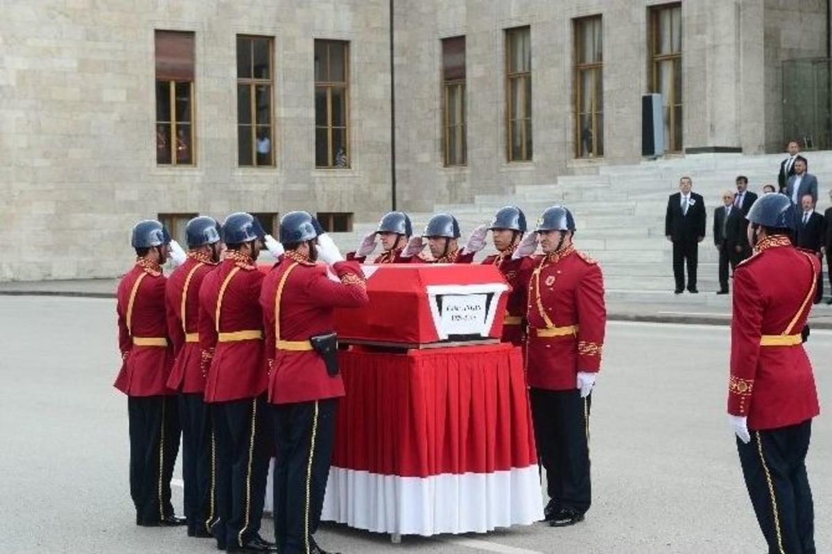 Tbmm&rsquo;de 14 Ve 15&rsquo;inci D&ouml;nem &Ccedil;orum Milletvekili Angın İ&ccedil;in T&ouml;ren D&uuml;zenlendi