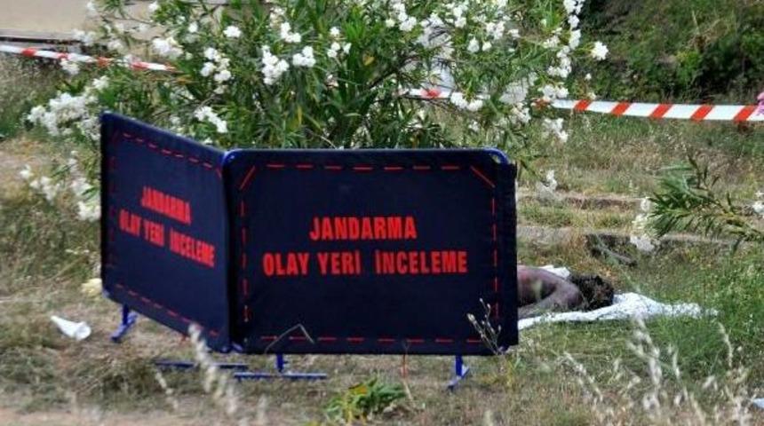 Manavgat'ta Erkek Cesedi Bulundu