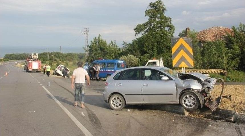 Sinop&rsquo;ta Trafik Kazası: 4 Yaralı