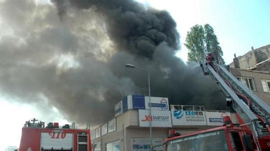 Bayrampaşa'da Korkutan Yangın