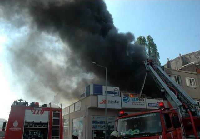 Bayrampaşa'da Korkutan Yangın