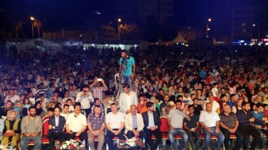 Grup Dergah Konserine Yoğun İlgi