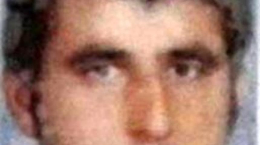 Bah&ccedil;ede &Ccedil;alışırken &Uuml;zerine Yıldırım D&uuml;şen Adam &Ouml;ld&uuml;