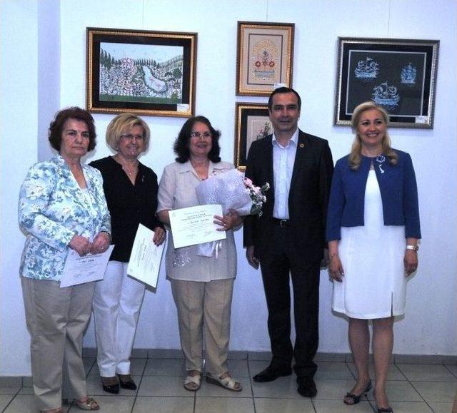 Kaat-ı Sanat At&ouml;lyesi Mezunlarını Verdi 2