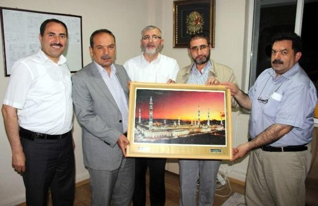 K&uuml;der&rsquo;den &rsquo;birlik Ve Beraberlik&rsquo; &Ouml;d&uuml;l&uuml;