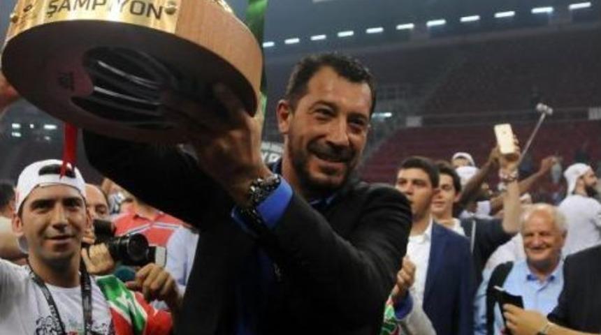 Pınar Karşıyaka: "tarih B&ouml;yle Yazılır"