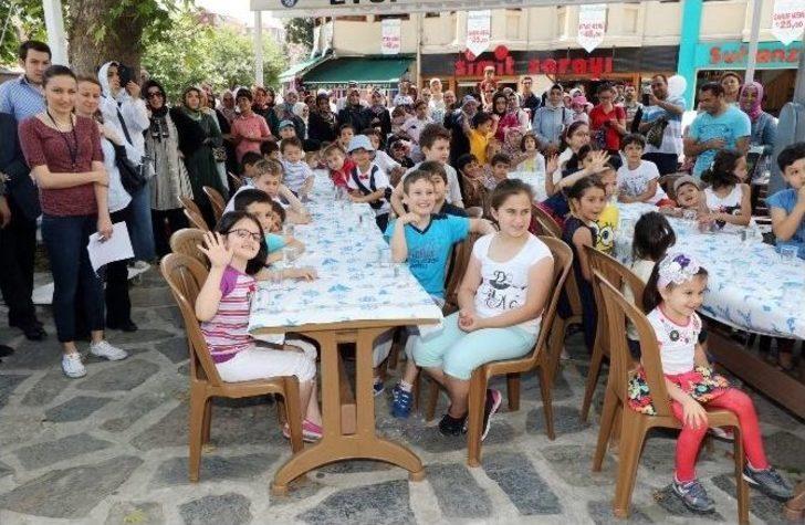 Minik Yürekler Müslümanlar İçin Gökyüzüne Balon Uçurdu G2