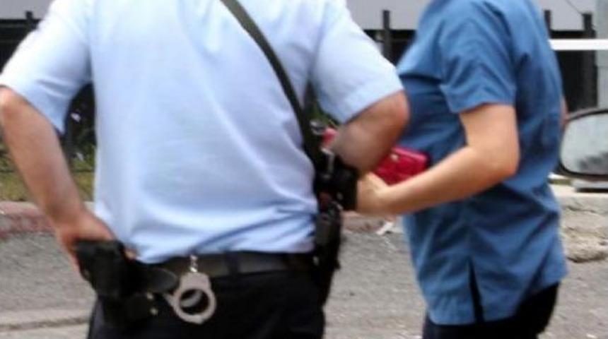 Hemşire, Doktor Olan Nişanlısını Tartakladı