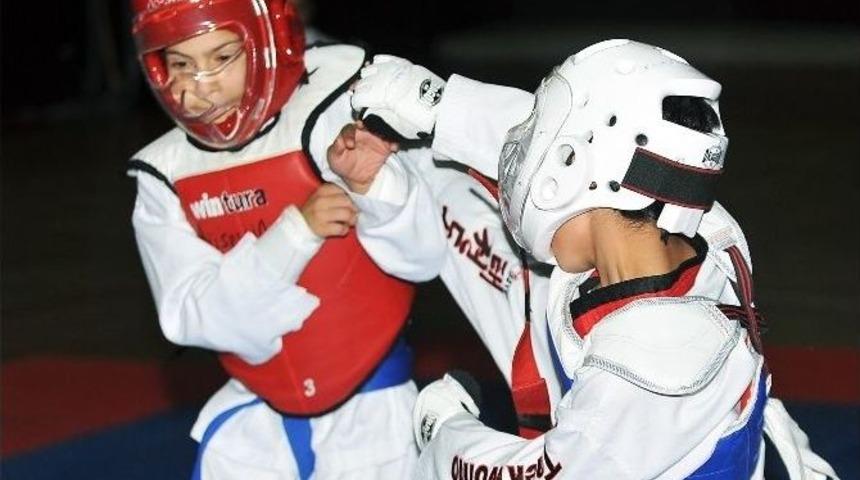 Gençler Sporla Uyuşturucuya Karşı