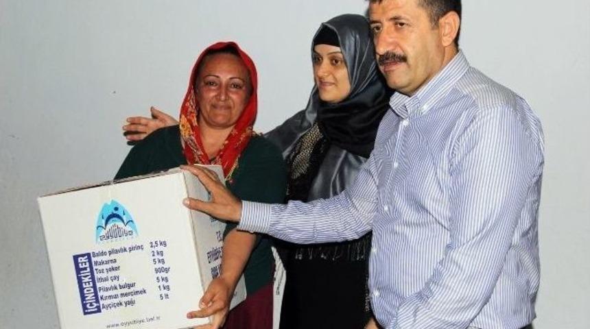 Başkan Ekinci&rsquo;den Gıda Yardımı