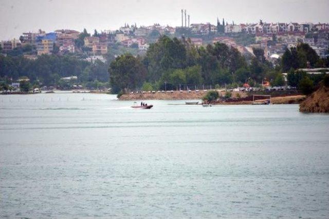 Adana da Tekne Faciası Son Anda &Ouml;nlendi 2