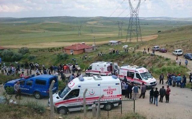 Ego Otobüsü Şarampole Yuvarlandı; 1 Ölü, 20'den Fazla Yaralı - Fotoğraflar