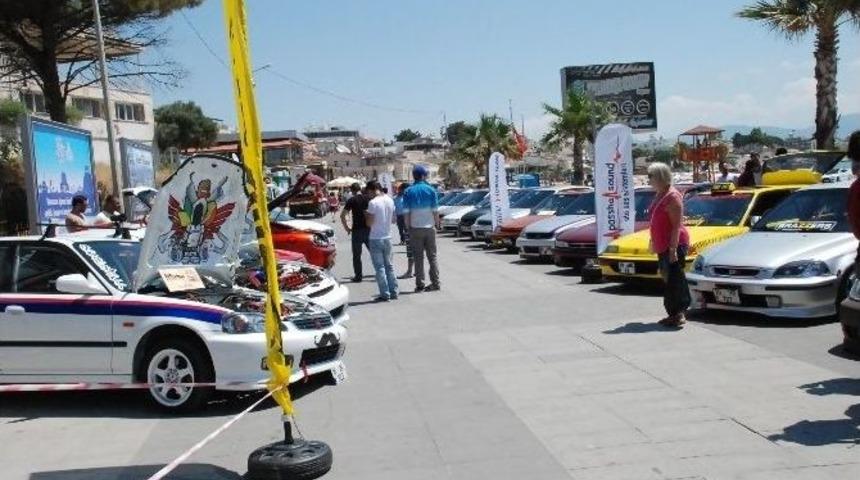 Didim 2. Modifiye Festivali Renkli G&ouml;r&uuml;nt&uuml;lere Sahne Oldu