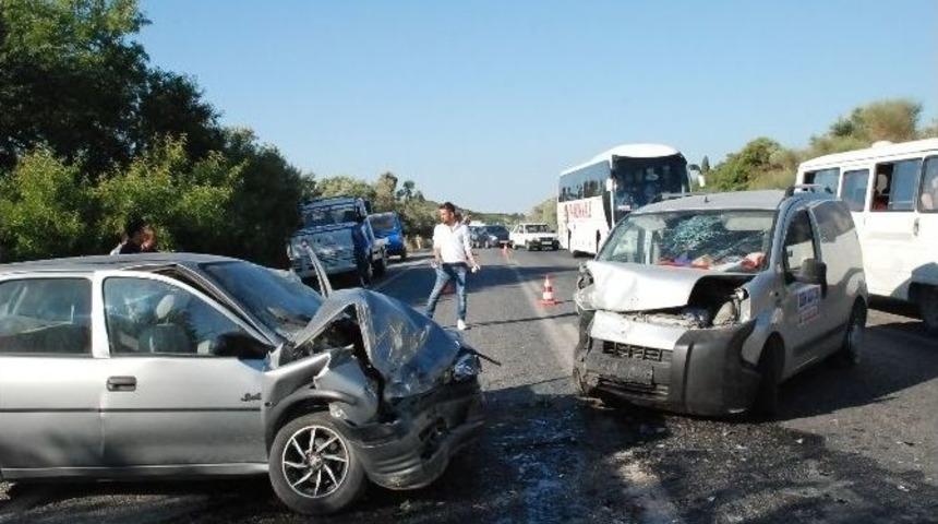 Didim&rsquo;de Trafik Kazası: 1 &Ouml;l&uuml;, 2 Yaralı
