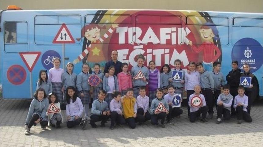 90 Bin 550 &Ouml;ğrenci Trafik G&uuml;venliği Eğitimi Aldı