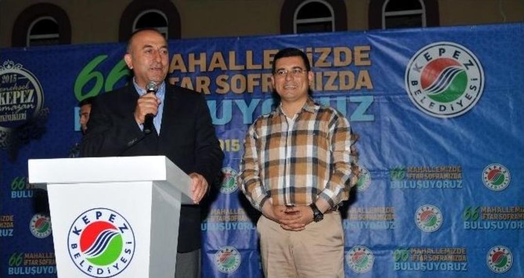 Bakan &Ccedil;avuşoğlu, T&uuml;t&uuml;nc&uuml; Halkın Ve Milletin Başkanı