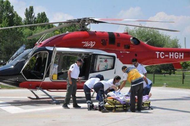 Trafo Patladı, Yaralanan Teknisyen Ambulans Helikopterle İstanbul'a Kaldırıldı