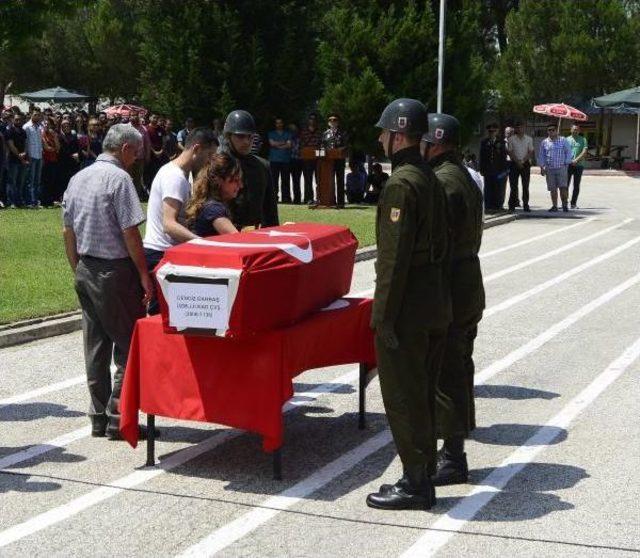 Define Avcılarını Yakalamak Isteyen Jandarma Uzman Çavuş Şehit Oldu, 2 Er De Yaralandı (2)