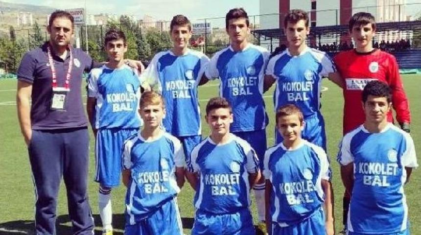 Gen&ccedil; Futbolcu Boğularak Hayatını Kaybetti