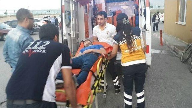 Tatvan’da Motosiklet Kazası: 1 Yaralı