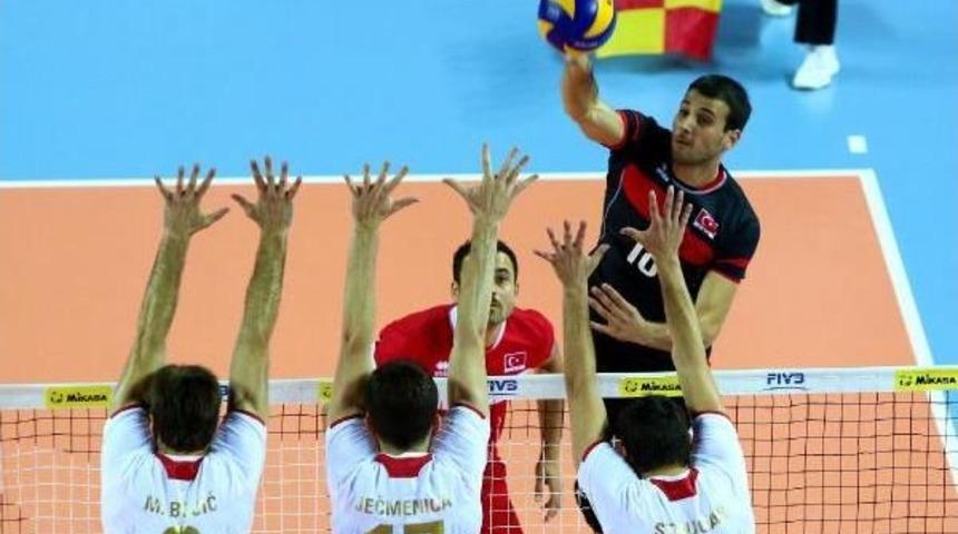 A Milli Erkek Voleybol Takımı, F Grubu'nu 2. Tamamladı