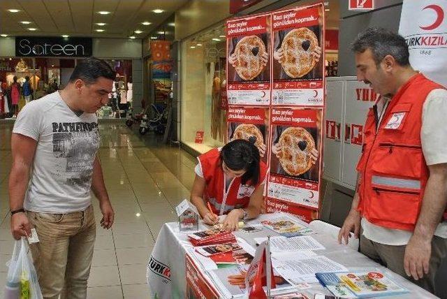 Aydın Kızılay’dan ’bazı Şeyler Gönülden Kopmalı’ Kampanyası