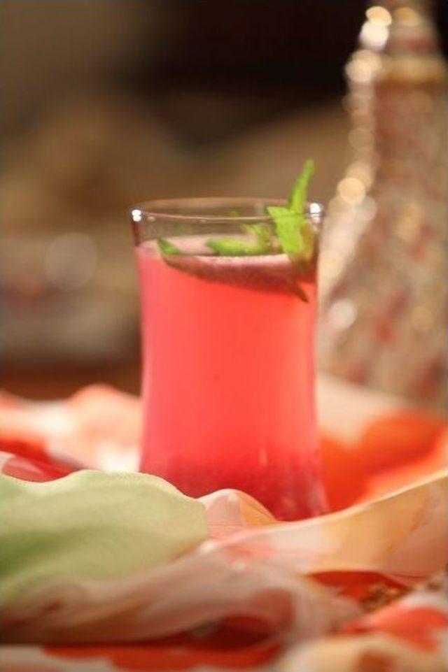 Ramazan&rsquo;da İstanbul&rsquo;un G&ouml;zde Lezzetleri, Yemek Kartlarında 1