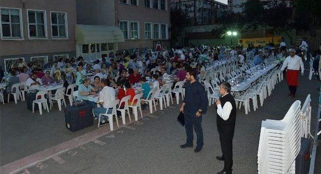 Sokak İftarları Komşuluğu Artırıyor 2