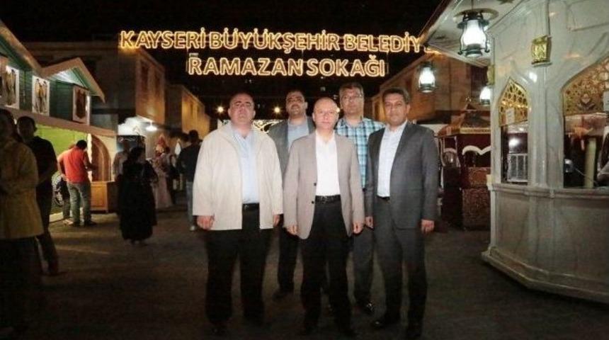 &Ccedil;olakbayrakdar, "ramazan Sokağı Renk Katıyor"