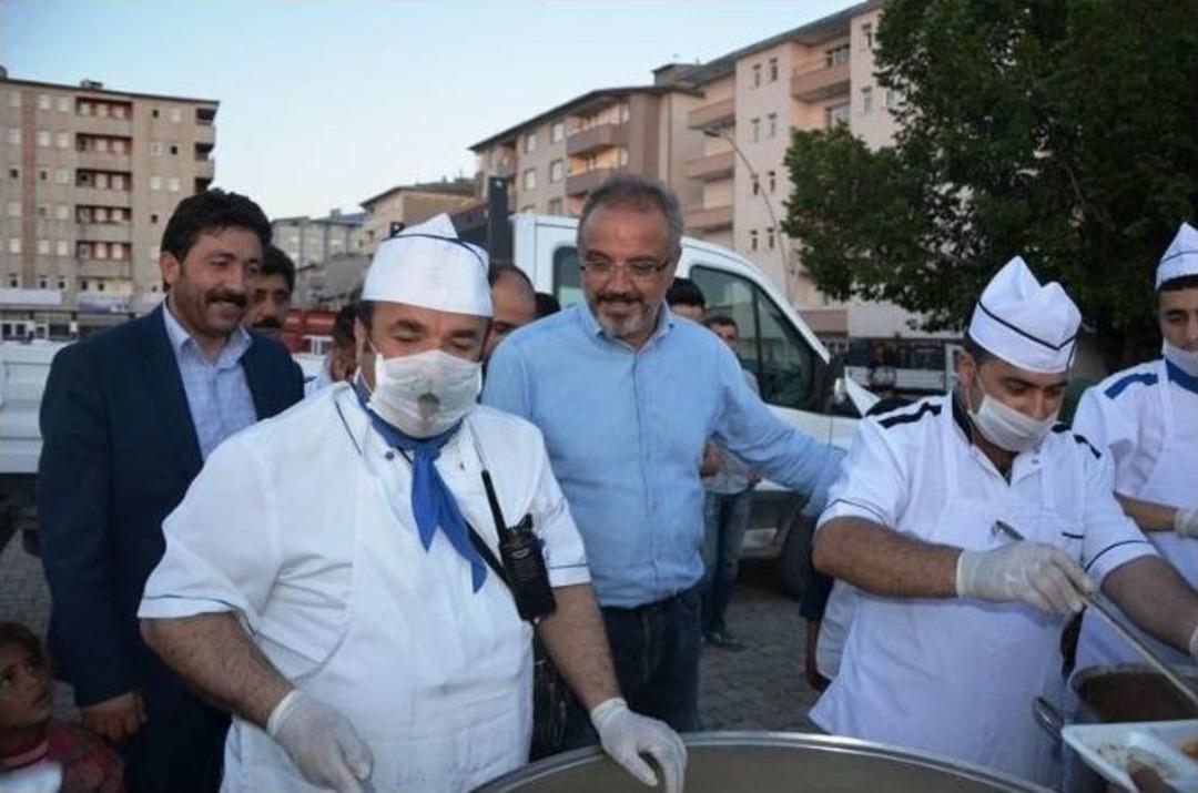 Ağrı Belediye Başkanı Sakık, İftar &Ccedil;adırında