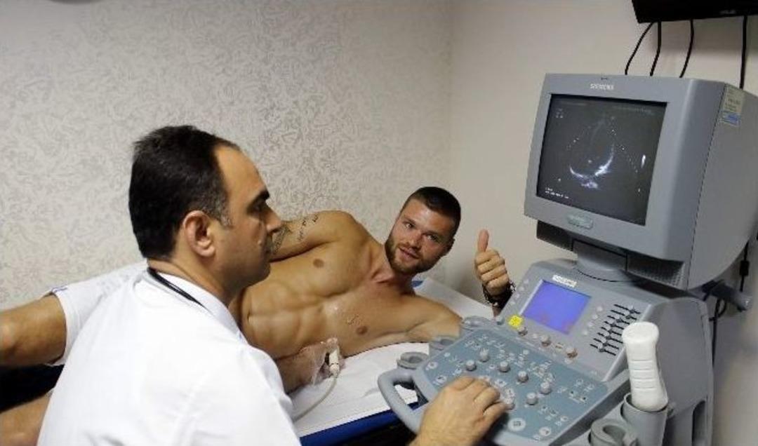 Antalyaspor&rsquo;un Yeni Transferi Celutska Sağlık Kontrol&uuml;nden Ge&ccedil;ti