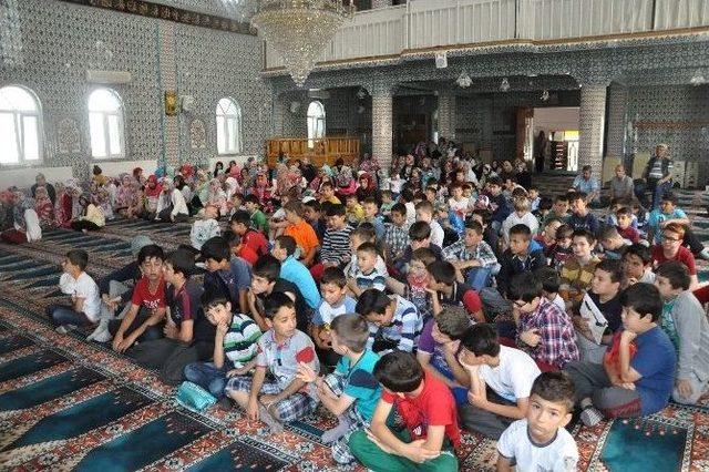 Yaz Kur&rsquo;an Kursları Başladı, Camiler Şenlendi 2