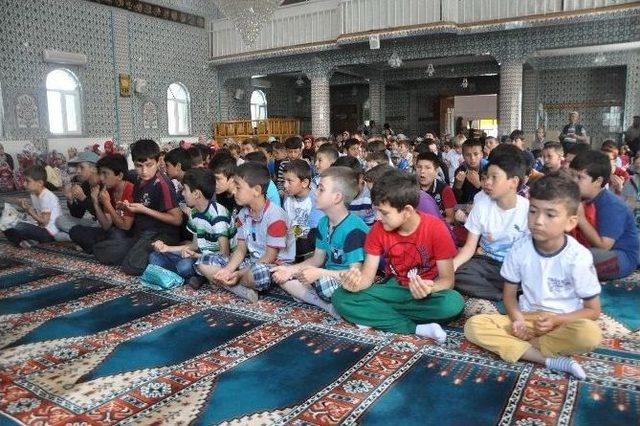Yaz Kur&rsquo;an Kursları Başladı, Camiler Şenlendi 3